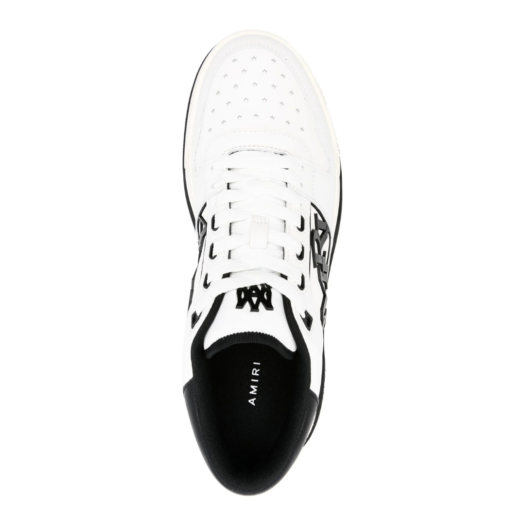 Amiri trainer