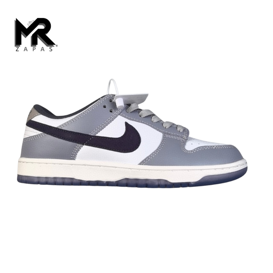 NIKE DUNK LOW LX LIGHT SMOKE GREY