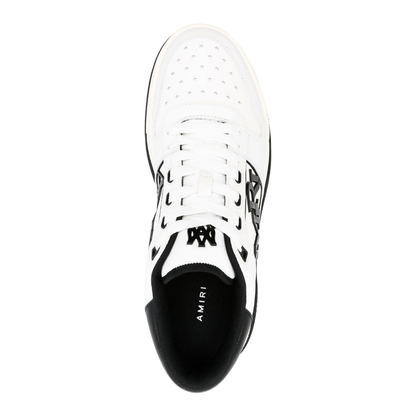 Amiri trainer